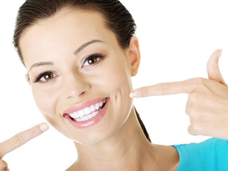 Exposing Myths: The Truth About DIY Teeth Whitening Methods